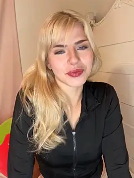 SirenitySirenxx online show from December 11, 2024, 9:23 pm