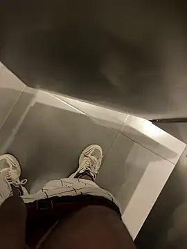 thiagowes online show from April 11, 2026, 6:01 pm