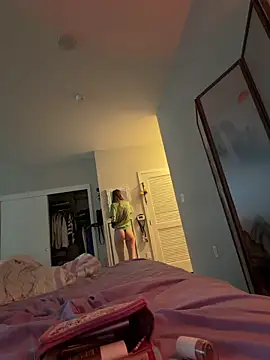 M1ssyk1ssy online show from April 25, 2026, 6:27 pm