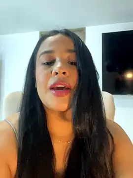 Snapshot of Aitana98_ chatting on September 25, 2025, 1:53 am Aitana98 online show from September 25, 2025, 1:53 am