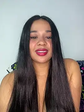 Snapshot of Aitana98_ chatting on June 25, 2026, 5:12 am Aitana98 online show from June 25, 2026, 5:12 am