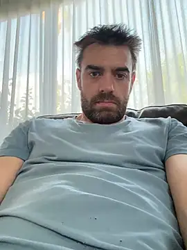 Snapshot of dad_bod_6 chatting on January 11, 2025, 8:43 am dad bod 6 online show from January 11, 2025, 8:43 am