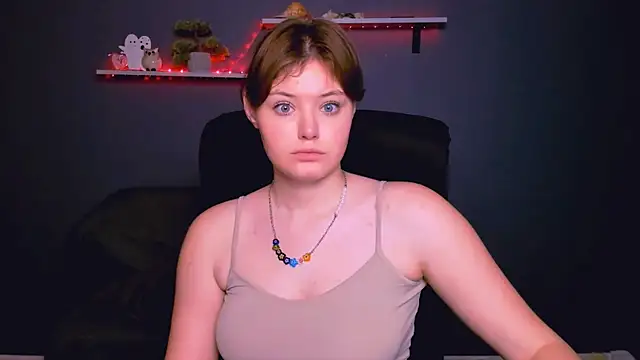 nikole kitt online show from December 20, 2024, 11:16 pm