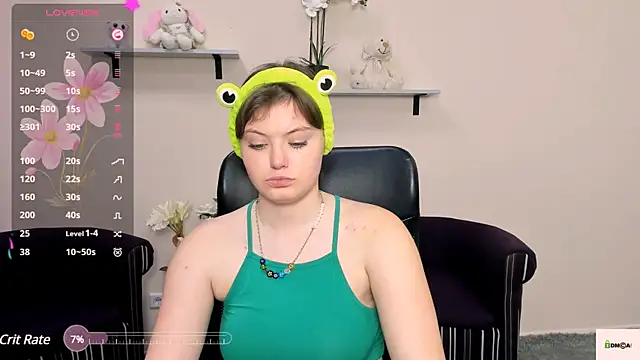 nikole kitt online show from December 23, 2024, 10:44 pm