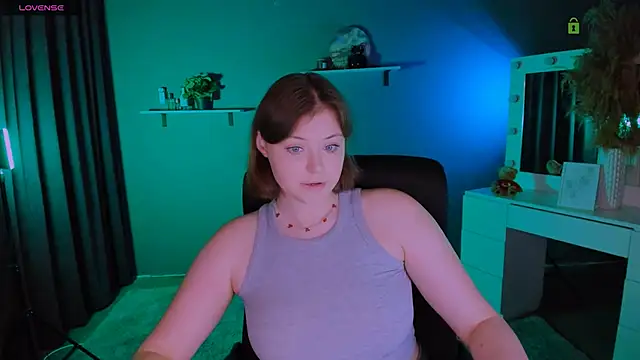 nikole kitt online show from September 22, 2025, 7:16 pm