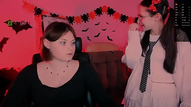 nikole kitt online show from October 22, 2025, 7:35 pm