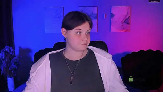 nikole kitt online show from February 21, 2026, 8:10 pm