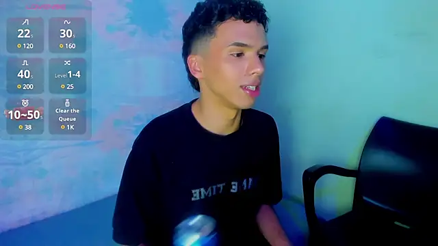 SEANTROYY online show from January 22, 2025, 4:13 am