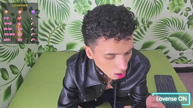 SEANTROYY online show from February 7, 2025, 10:08 am