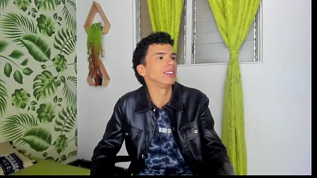 SEANTROYY online show from February 25, 2025, 3:52 am