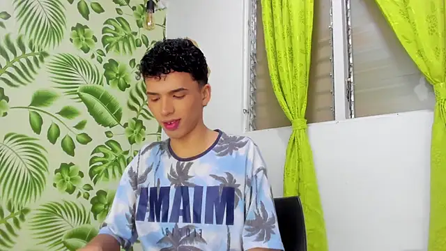 SEANTROYY online show from March 7, 2025, 4:02 am