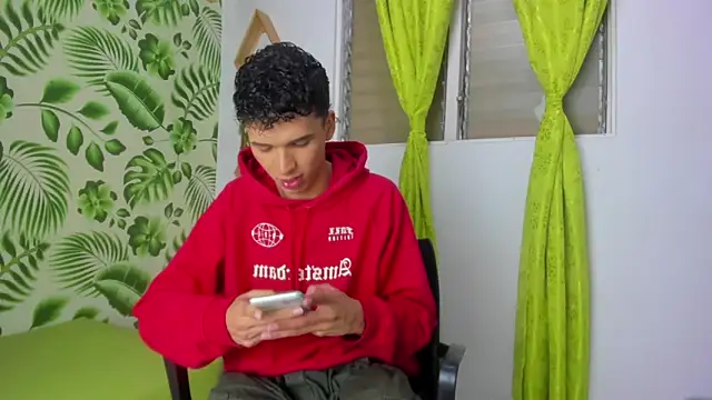 SEANTROYY online show from March 12, 2025, 3:57 am