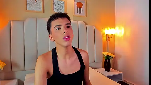 SEANTROYY online show from September 10, 2025, 4:01 am