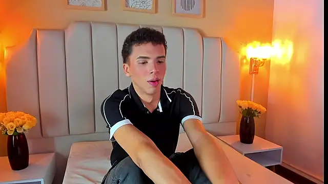 SEANTROYY online show from September 16, 2025, 4:02 am