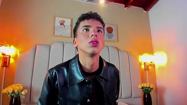 SEANTROYY online show from October 15, 2025, 2:33 am