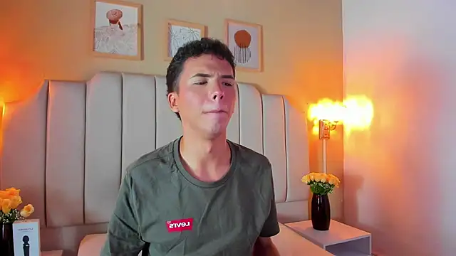 SEANTROYY online show from October 18, 2025, 3:53 am