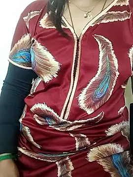 Snapshot of gaurika18 chatting on October 14, 2025, 6:42 pm gaurika18 online show from October 14, 2025, 6:42 pm