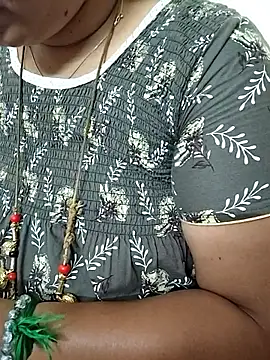 Snapshot of gaurika18 chatting on November 27, 2025, 3:30 am gaurika18 online show from November 27, 2025, 3:30 am