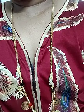 gaurika18 online show from April 21, 2026, 8:01 pm