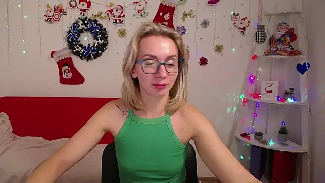 VasilisaSii online show from December 19, 2024, 3:30 pm