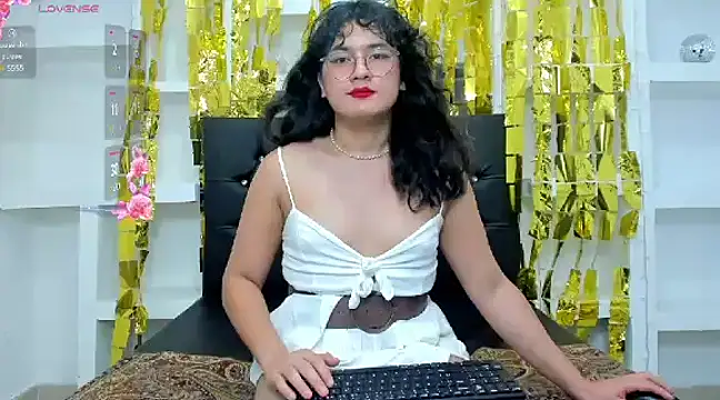 Snapshot of Elith_Berry69 chatting on January 15, 2025, 1:34 am Elith Berry69 online show from January 15, 2025, 1:34 am