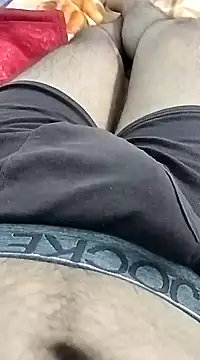 luckylads0037 online show from February 26, 2025, 5:28 pm