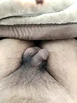 luckylads0037 online show from December 17, 2025, 7:25 am