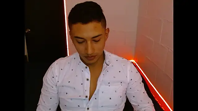 Davixx258 online show from February 1, 2025, 3:07 pm