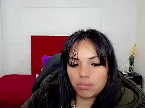 Scarlet Magics online show from December 10, 2024, 5:22 pm