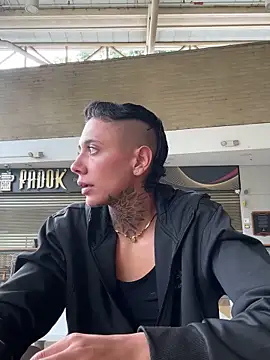  PhillipBrown online show from January 28, 2025, 12:54 pm