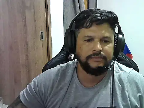 tupapito00 online show from March 16, 2026, 8:29 am