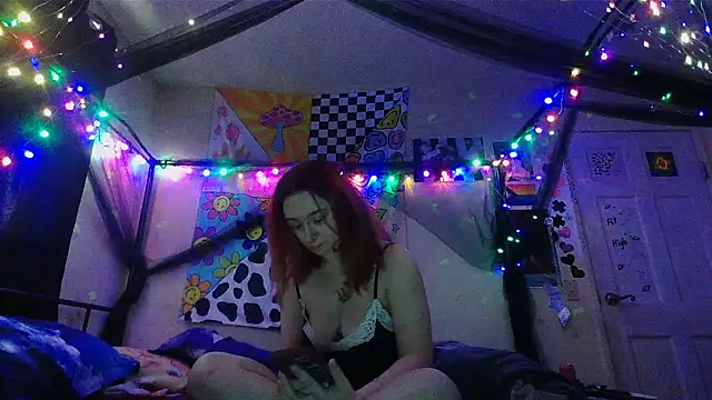 NovaLove2002 online show from February 10, 2025, 4:04 pm