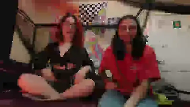 NovaLove2002 online show from February 14, 2025, 3:43 am