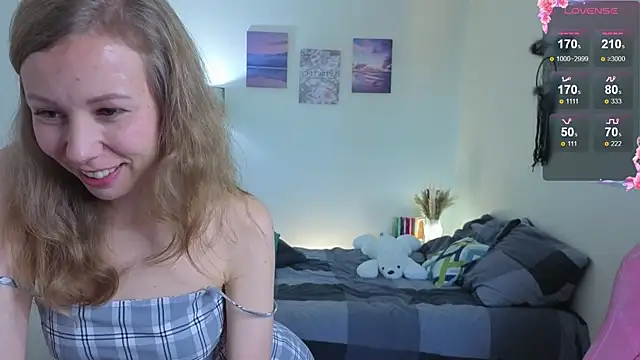 Lill Mary online show from September 30, 2025, 1:32 am