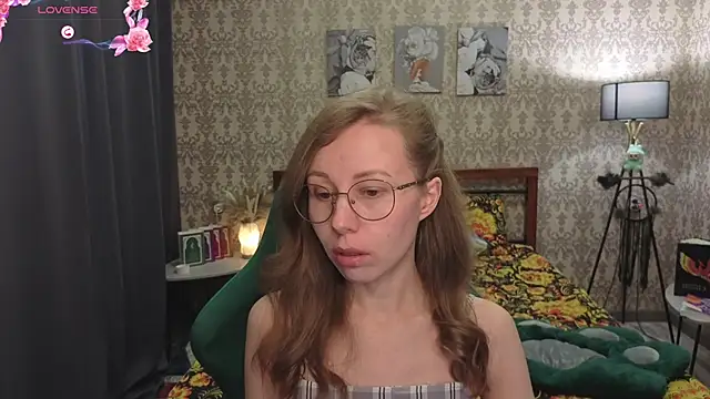 Lill Mary online show from March 10, 2026, 4:17 am