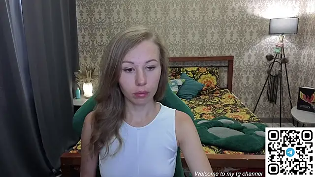 Snapshot of Lill_Mary chatting on June 16, 2026, 2:58 am Lill Mary online show from June 16, 2026, 2:58 am