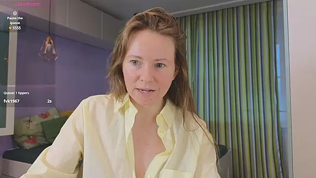 JanePearl online show from December 20, 2024, 9:32 am