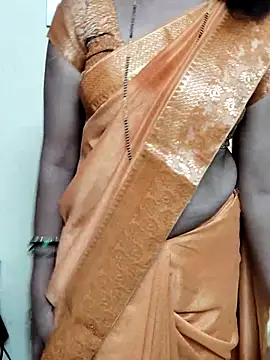 anuradha1432 online show from September 28, 2025, 10:42 am