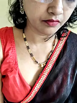 anuradha1432 online show from February 3, 2026, 8:52 am