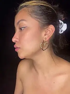 baby lizy online show from February 10, 2025, 11:55 pm