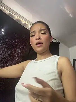 baby lizy online show from March 16, 2025, 8:54 pm