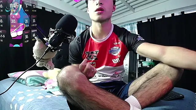 dylan fun18 online show from December 18, 2025, 10:38 pm