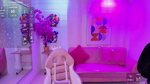 Gabby evanns online show from October 7, 2025, 12:02 pm