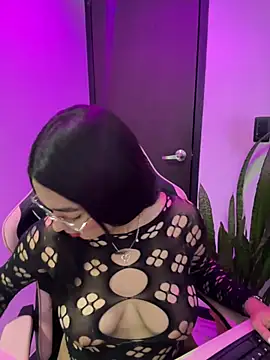 Snapshot of camianddanna chatting on July 21, 2026, 10:56 pm camianddanna online show from July 21, 2026, 10:56 pm