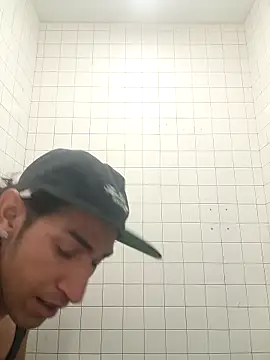 LargeDominoes online show from March 24, 2026, 3:00 am