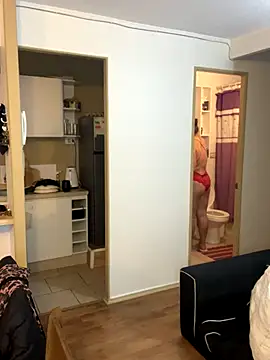 Snapshot of WhiteWomen chatting on November 16, 2025, 12:49 am WhiteWomen online show from November 16, 2025, 12:49 am