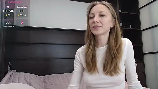 AlexCandy69 online show from April 6, 2026, 3:57 pm