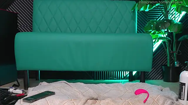 home horny eva online show from February 17, 2025, 5:10 pm