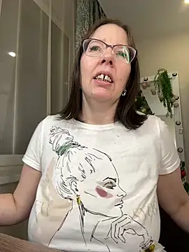 Snapshot of B_Bonya_m chatting on January 11, 2025, 4:16 am B Bonya m online show from January 11, 2025, 4:16 am