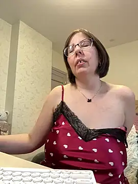 Snapshot of B_Bonya_m chatting on January 21, 2025, 11:24 am B Bonya m online show from January 21, 2025, 11:24 am